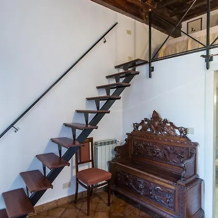 Monti Flat In * Rome