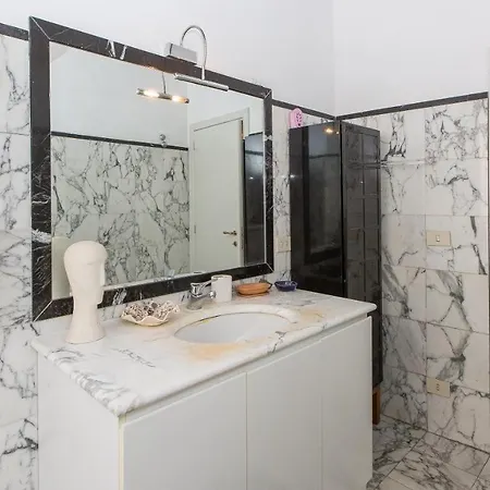 Апартаменты Monti Flat In